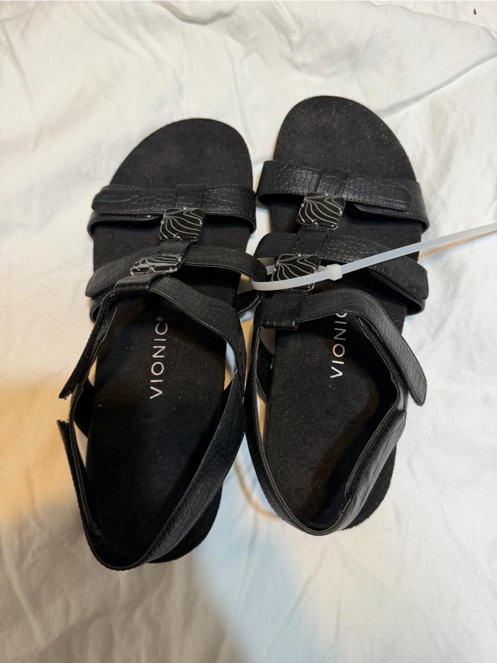 Vionic Women’s Adjustable Comfort Sandals Black Size 10 Orthotic - Picture 2 of 6